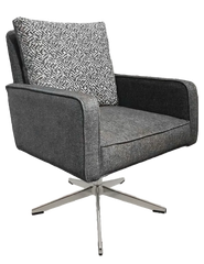 CC204 Banter Pulse Chat Chair - front three-quarter view